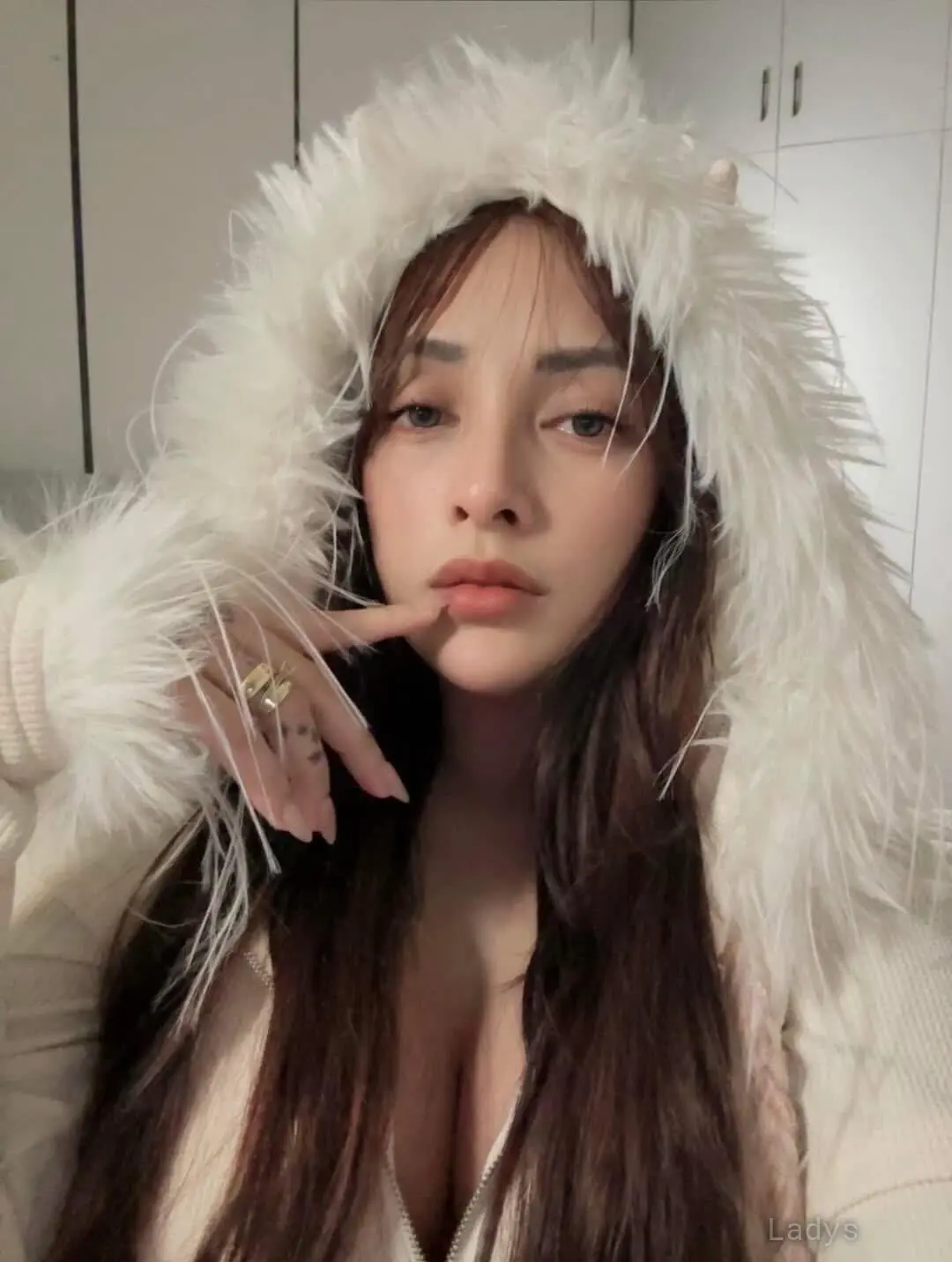 Ying, 22 years beautiful nude Taipei escorts girl, height 156 sm, Weight  kg