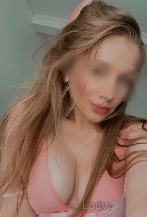 Melissa, 27 years beautiful nude Tallinn escorts girl, height 167 sm, Weight 54 kg