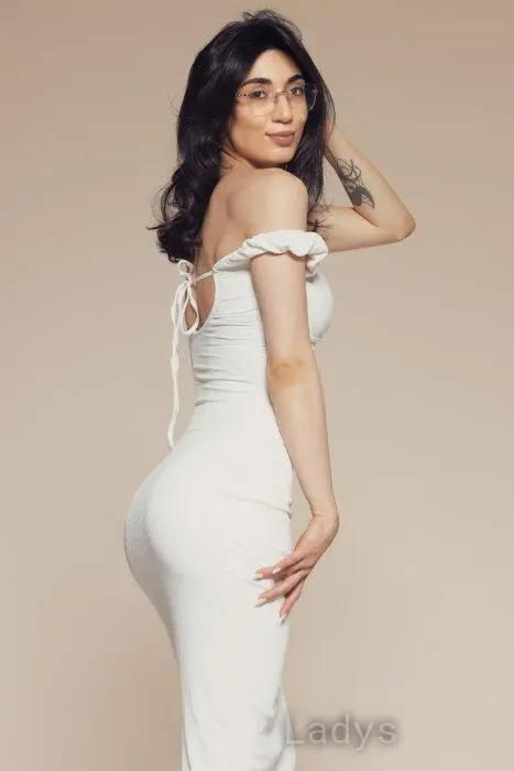 Mila, 24 years beautiful nude Tallinn escorts girl, height 172 sm, Weight 49 kg