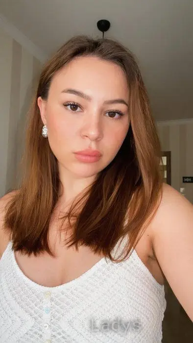 Regina, 25 years beautiful nude Tartu escorts girl, height 170 sm, Weight 60 kg