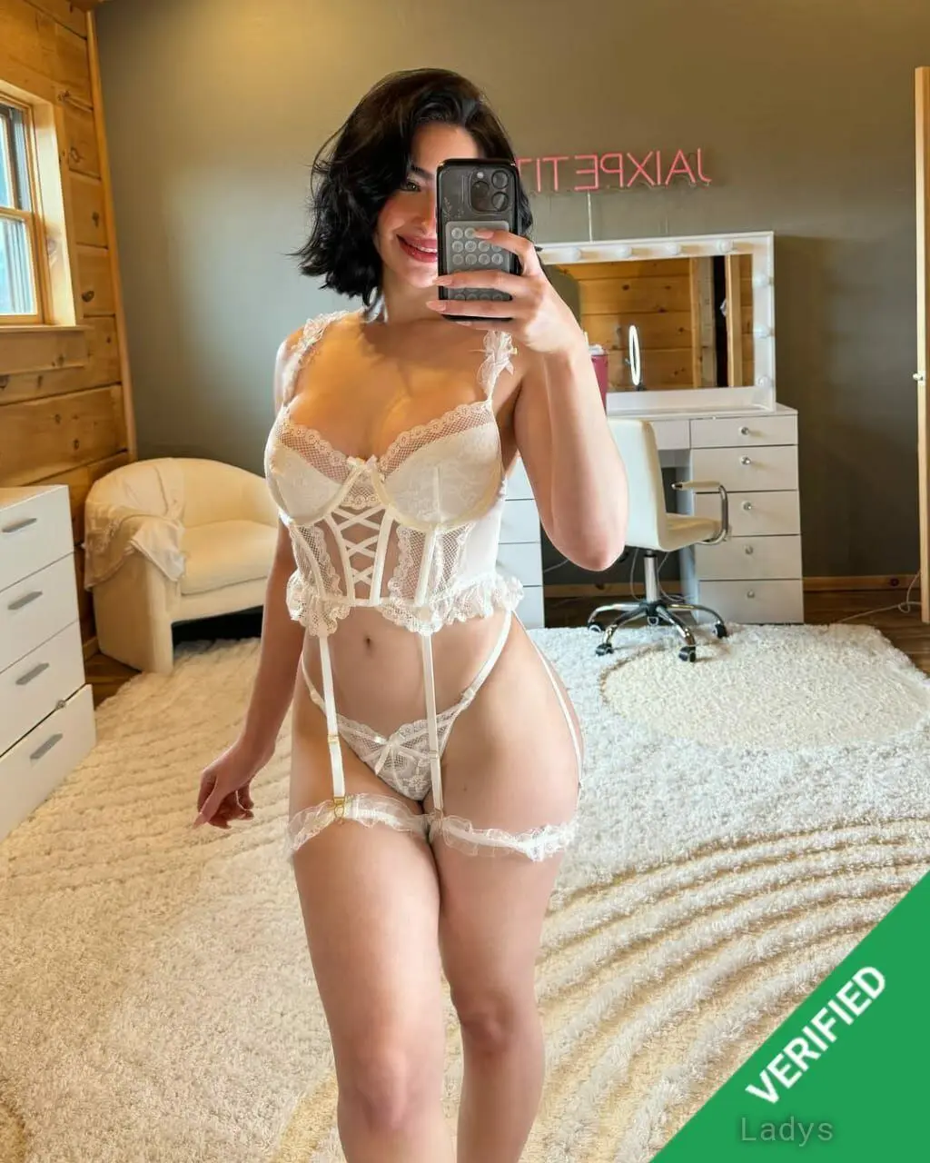 Alexia VIP saadaval, 26 years sexy toples Tartu scorts girl, height 170 sm, Weight 55 kg-1