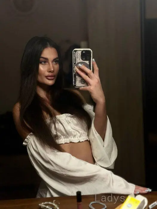 Alisa, 25 years beautiful nude Tbilisi escorts girl, height 177 sm, Weight 57 kg