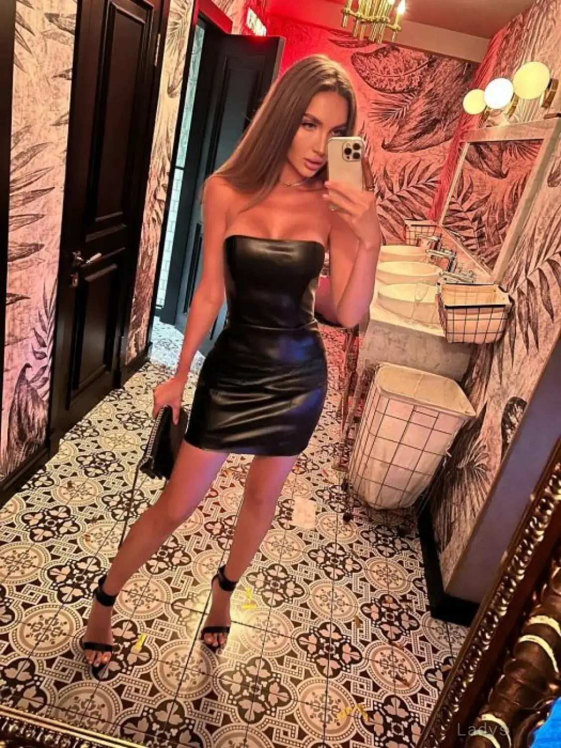 DASHA, 29 years beautiful nude Tbilisi escorts girl, height 170 sm, Weight 54 kg
