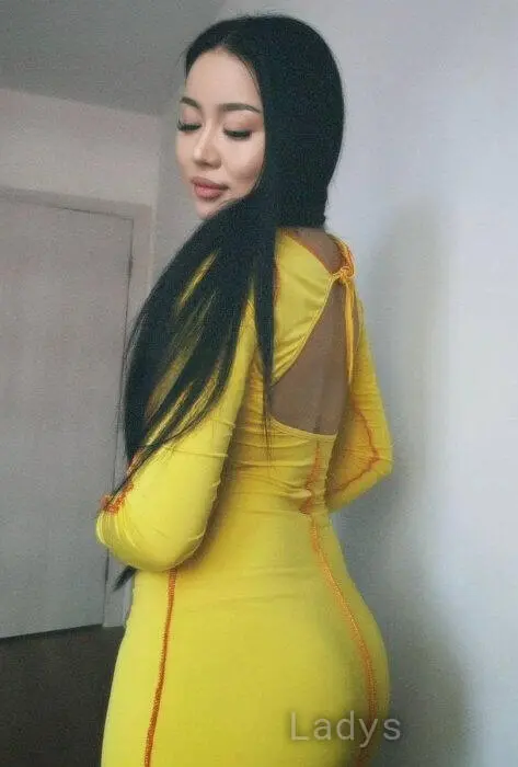 Malika, 21 years beautiful nude Tbilisi escorts girl, height 166 sm, Weight 54 kg