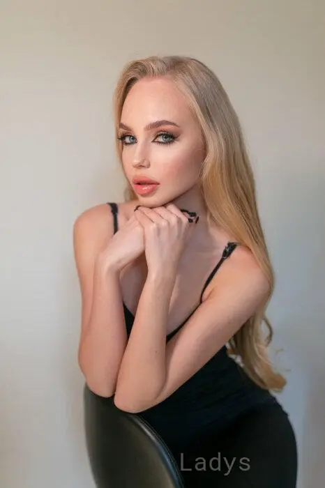 Anya, 21 years beautiful nude Tel Aviv escorts girl, height 168 sm, Weight 63 kg