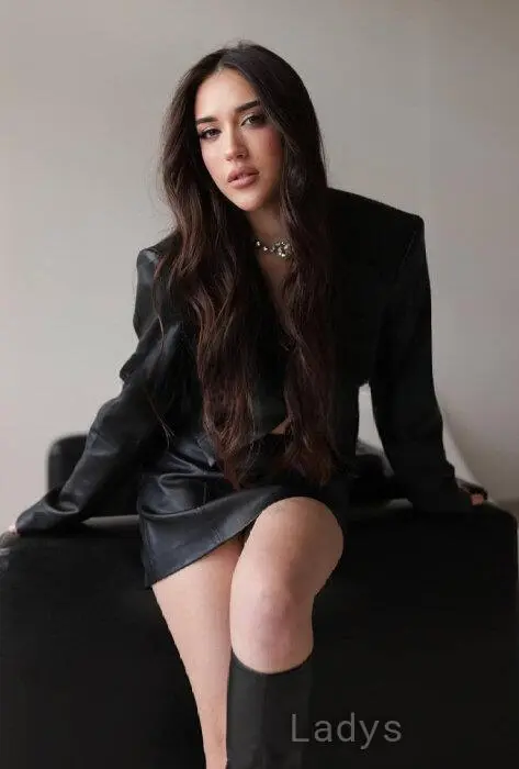 Aurora, 25 years beautiful nude Tel Aviv escorts girl, height 162 sm, Weight 50 kg