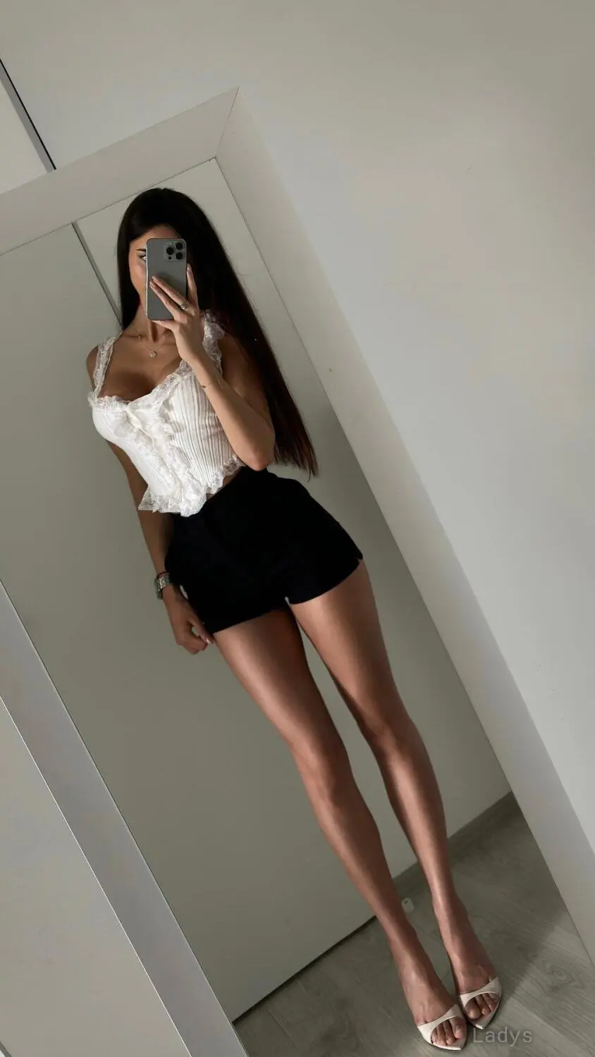 Lexa, 24 years beautiful nude Tel Aviv escorts girl, height 170 sm, Weight kg