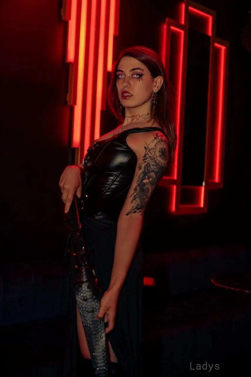 Mistress, 30 years beautiful nude Tel Aviv escorts girl, height 179 sm, Weight kg
