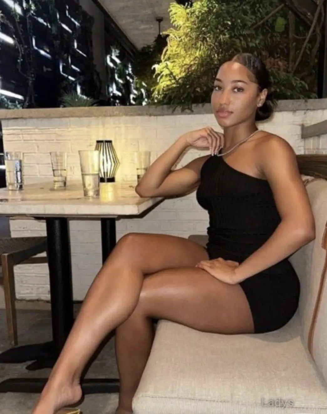 Thando, 30 years beautiful nude Tel Aviv escorts girl, height 168 sm, Weight  kg
