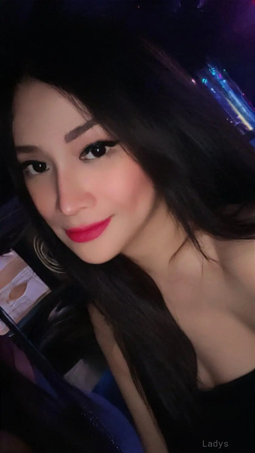 Karinn, 24 years old Tenerife escort girl with big tits, height 162 sm, Weight  kg-1