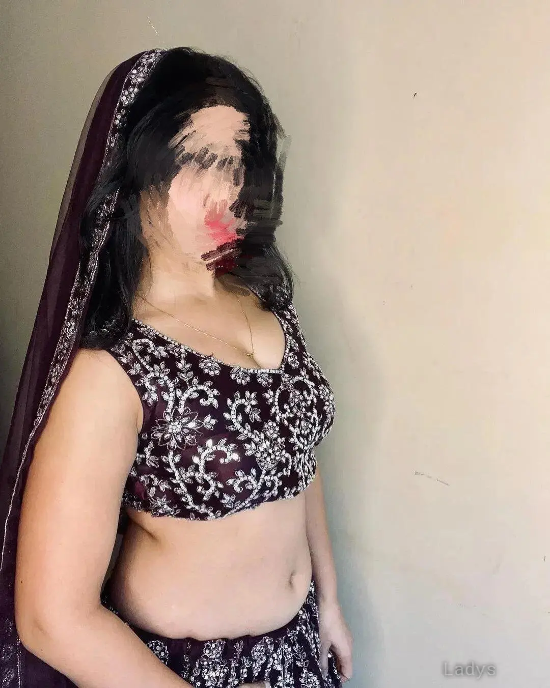 Jiya, 23 years old Thane escort girl with big tits, height 153 sm, Weight  kg