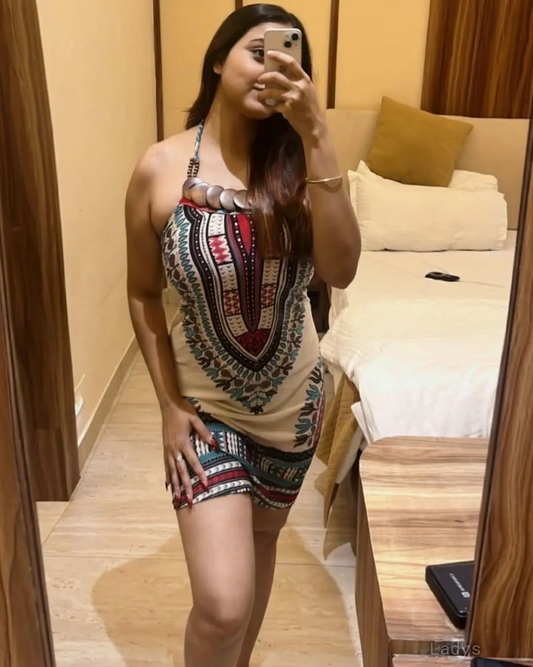 Moni, 25 years old Thane escort girl with big tits, height 154 sm, Weight kg