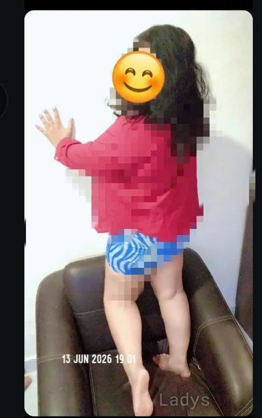 Priyanka,  years old Thane escort girl with big tits, height  sm, Weight  kg