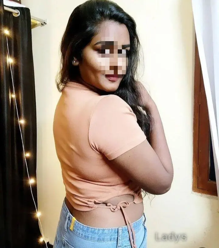 Supriya, 27 years old Thane escort girl with big tits, height 154 sm, Weight  kg