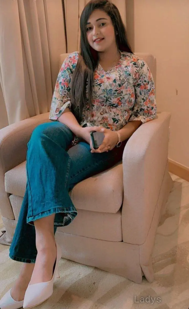 Bella, 25 years beautiful nude Thane escorts girl, height 168 sm, Weight kg