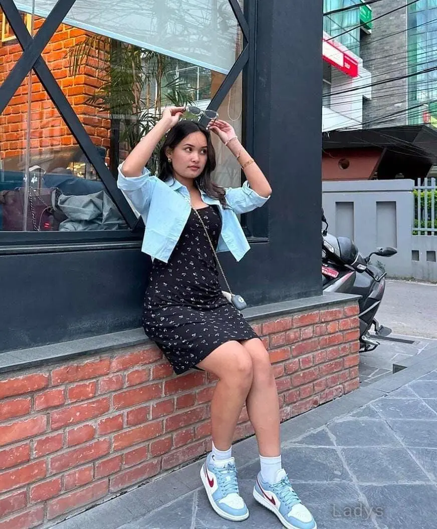 Kirti,  years beautiful nude Thane escorts girl, height  sm, Weight  kg