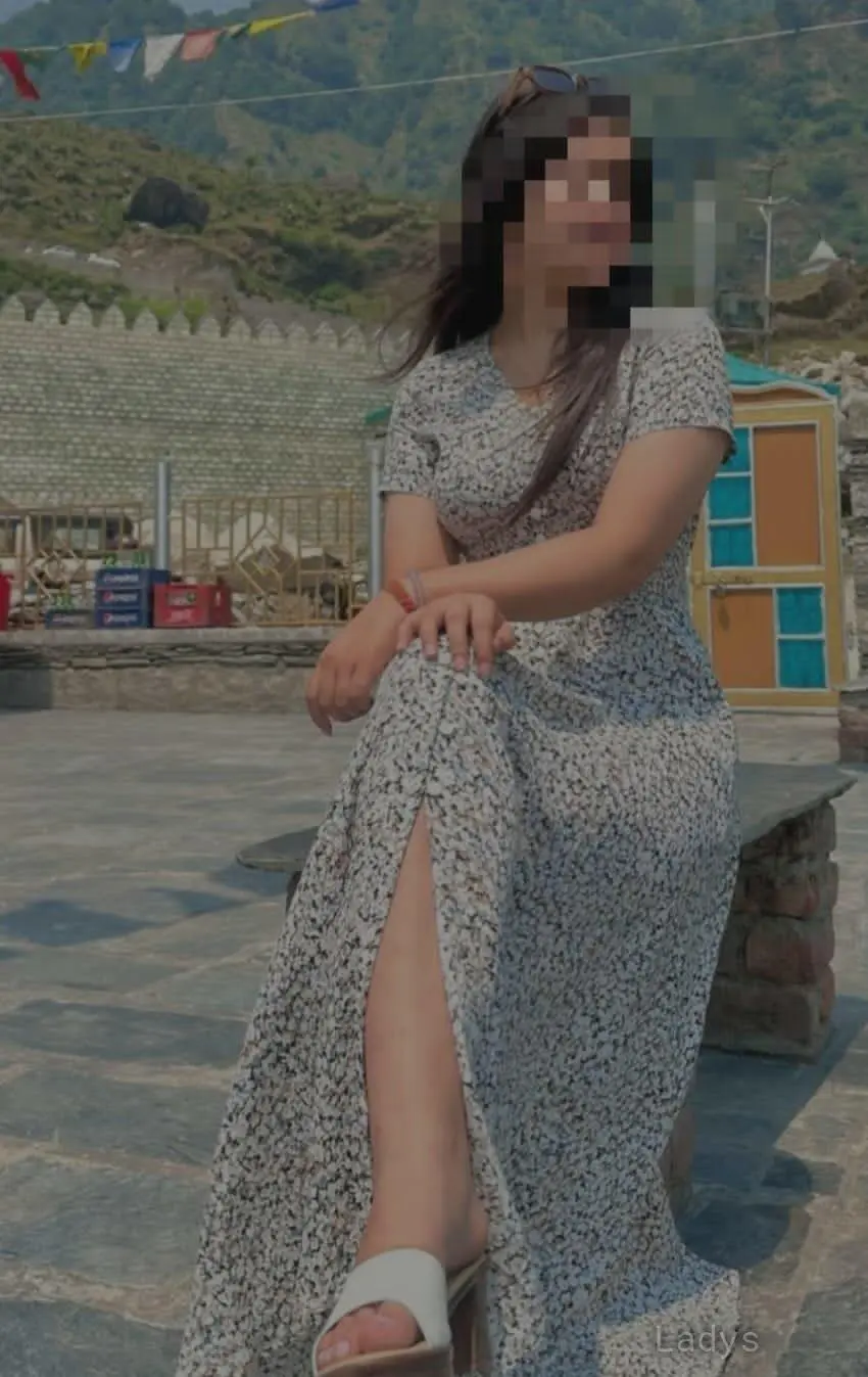 Mahi, 22 years beautiful nude Thane escorts girl, height 153 sm, Weight  kg