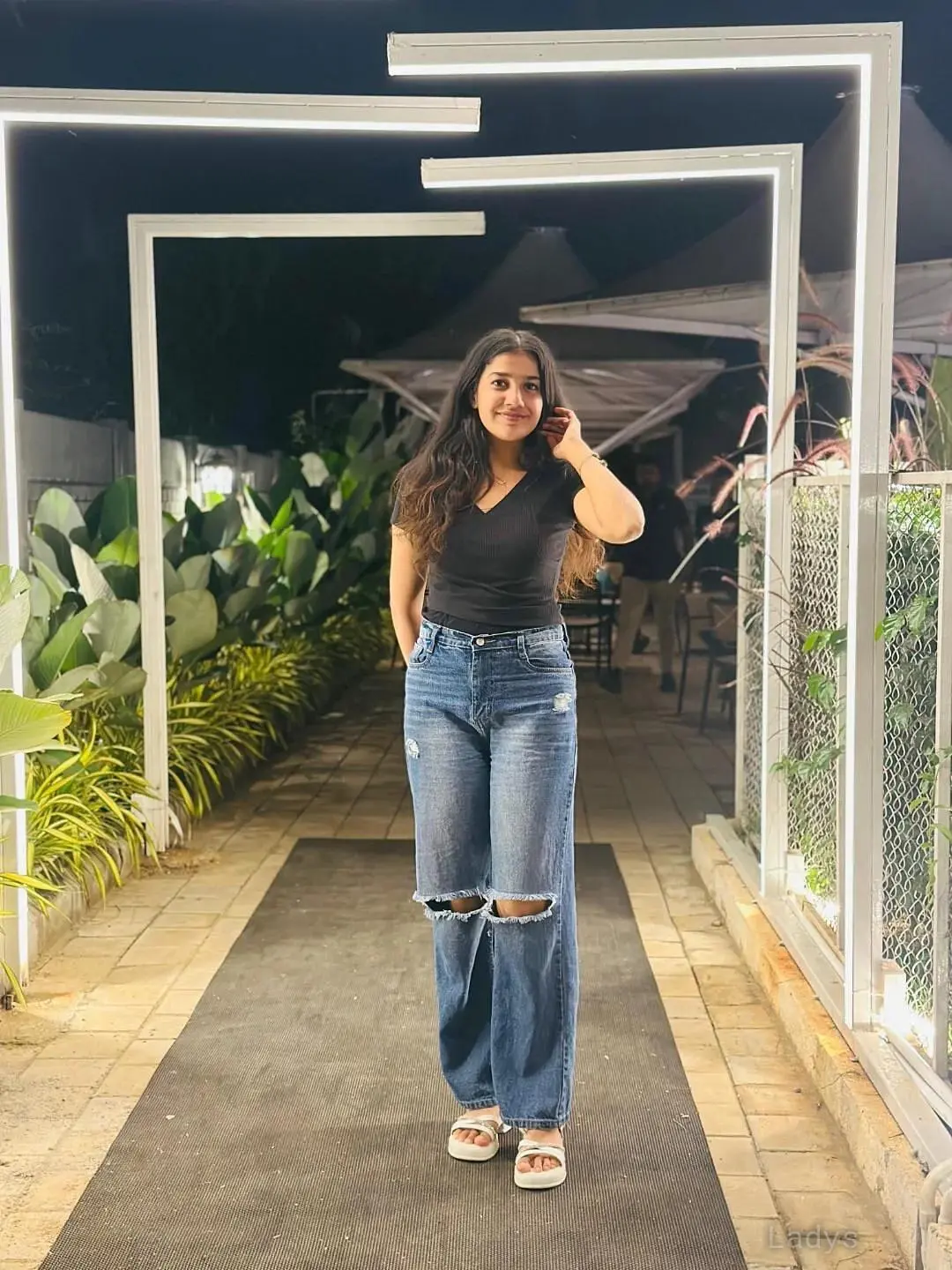 Aaliya,  years old Thiruvananthapuram escort girl with big tits, height  sm, Weight  kg