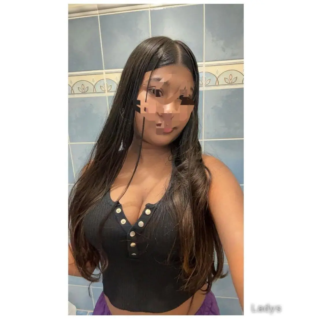 Harshita, 23 years old Thiruvananthapuram escort girl with big tits, height 154 sm, Weight  kg
