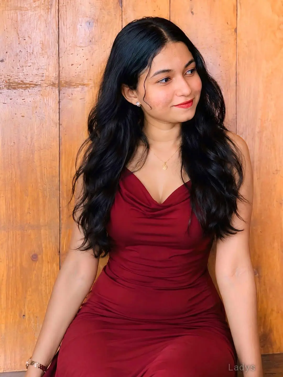 Ruhi, 23 years old Thiruvananthapuram escort girl with big tits, height 154 sm, Weight kg