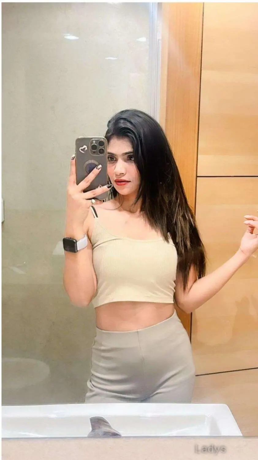 Sofiya, 23 years old Thiruvananthapuram escort girl with big tits, height 160 sm, Weight  kg