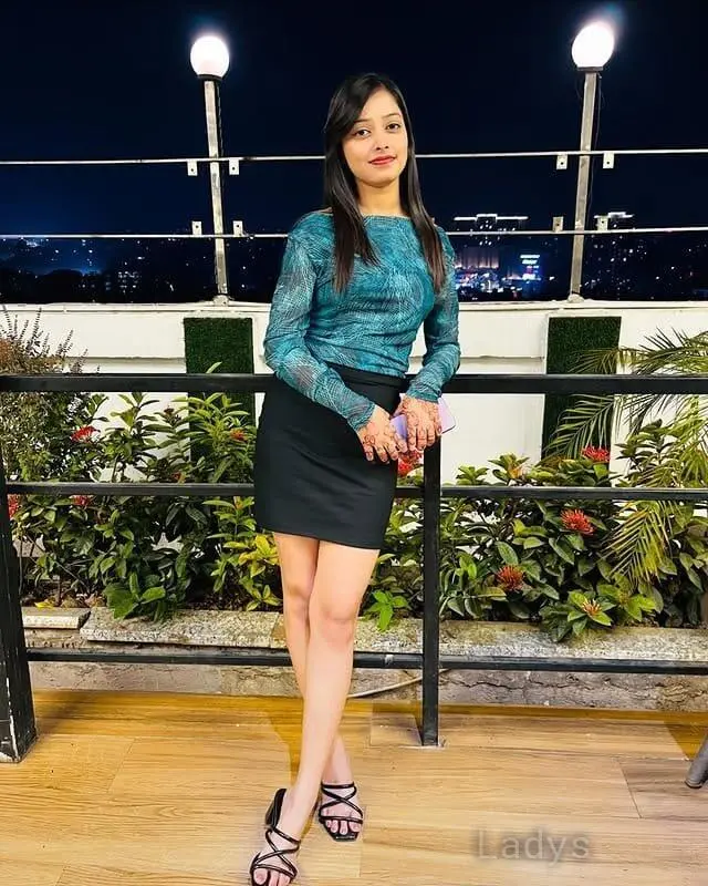 Tanya, 21 years old Thiruvananthapuram escort girl with big tits, height 152 sm, Weight  kg