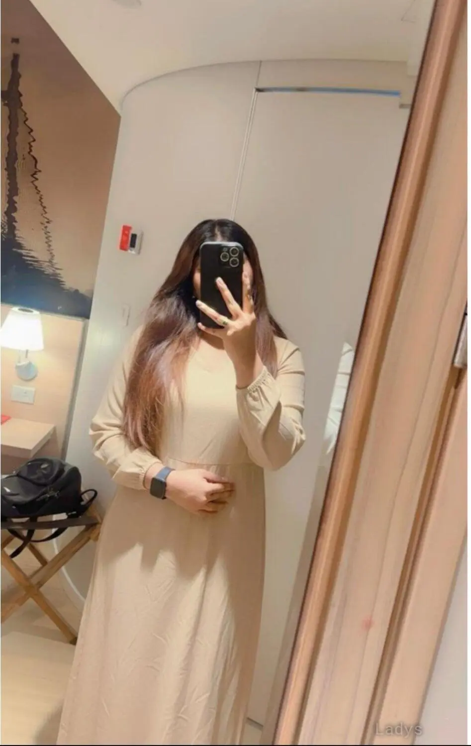 ZOYA, 26 years beautiful nude Thiruvananthapuram escorts girl, height 160 sm, Weight kg