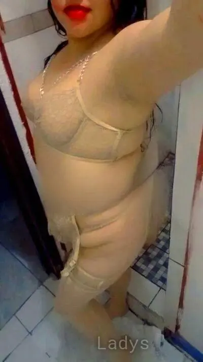 Mar Fernndez, 34 years beautiful nude Tijuana escorts girl, height 163 sm, Weight 64 kg