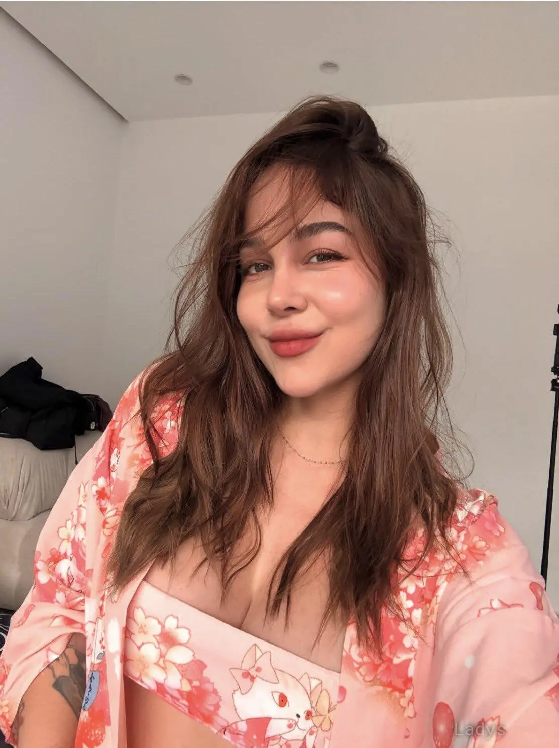 Melissa, 25 years asian escorts girl, height 155 sm, Weight 54 kg, Tilburg eacort