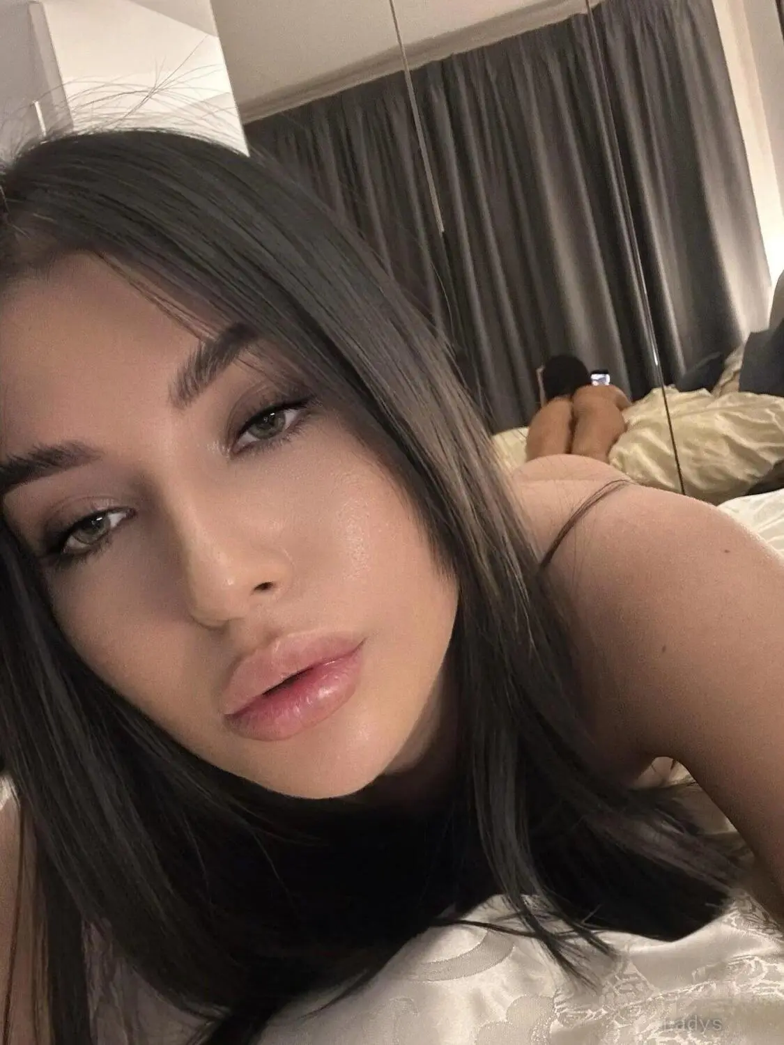Lrina, 20 years old Tirana escort girl with big tits, height 169 sm, Weight  kg
