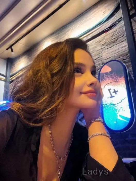 Camilla, 24 years beautiful nude Tirana escorts girl, height 167 sm, Weight 56 kg