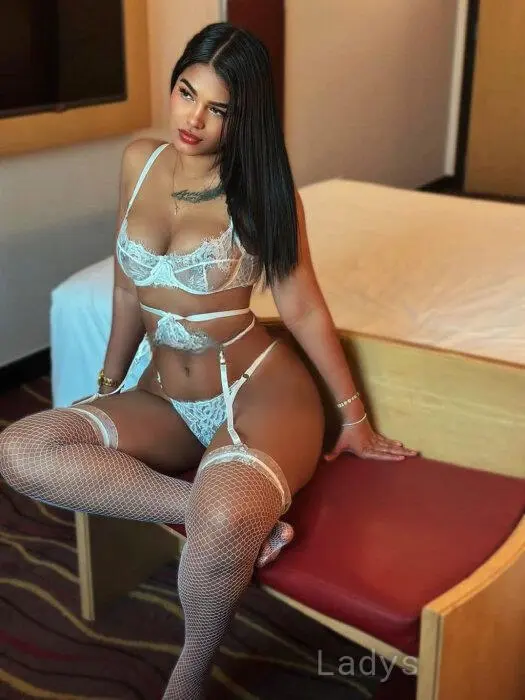 Eva, 25 years beautiful nude Tirana escorts girl, height 168 sm, Weight 60 kg
