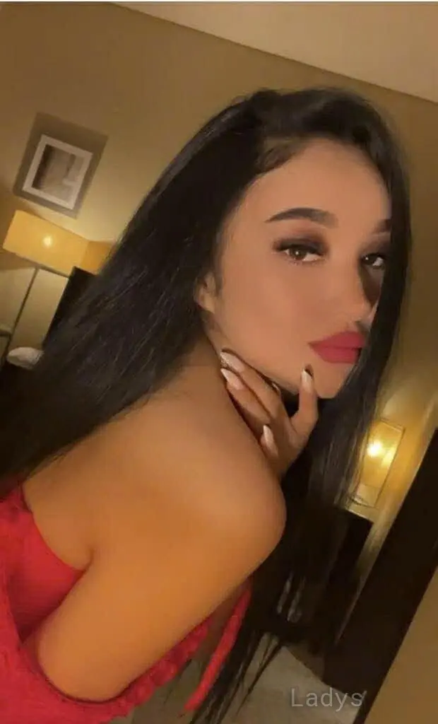 Laila, 23 years beautiful nude Tirana escorts girl, height 168 sm, Weight  kg