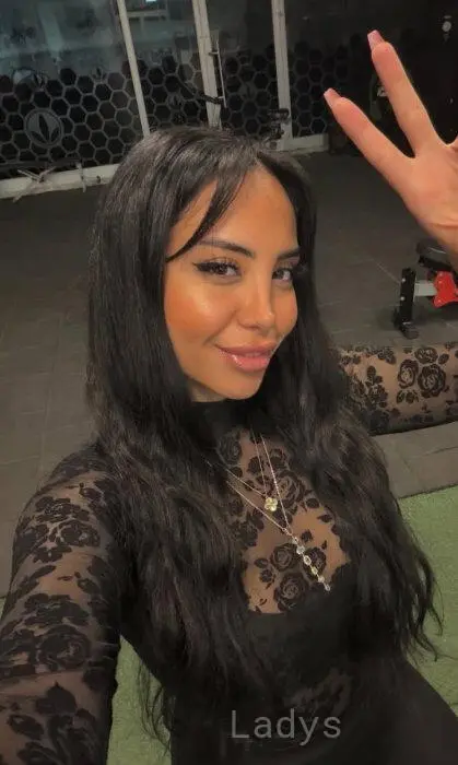 Turkan, 27 years beautiful nude Tirana escorts girl, height 166 sm, Weight 58 kg