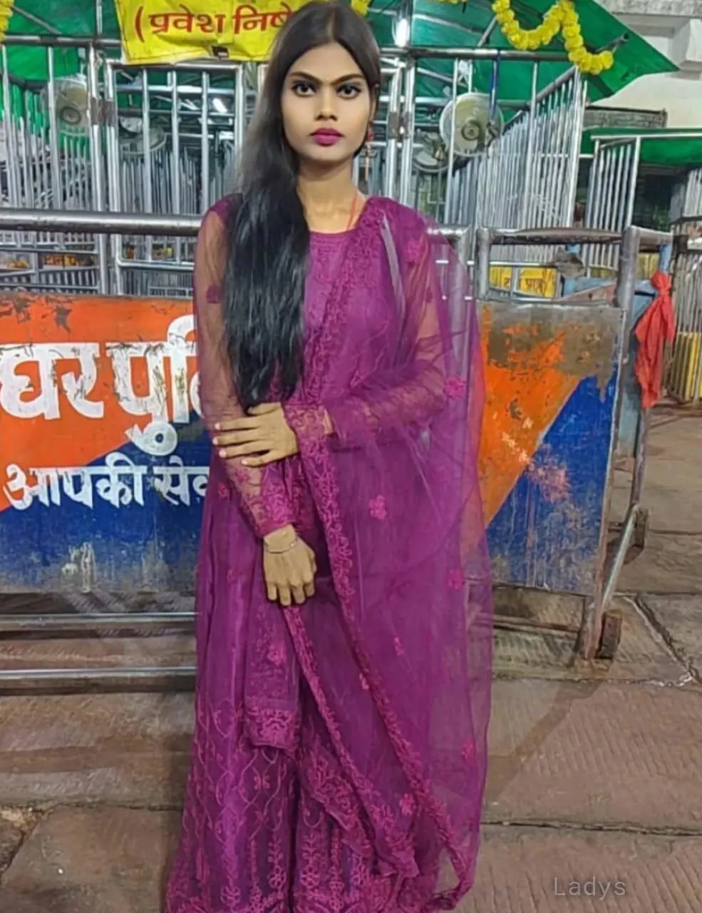 Mohini, years old Tiruchirapalli escort girl with big tits, height sm, Weight kg