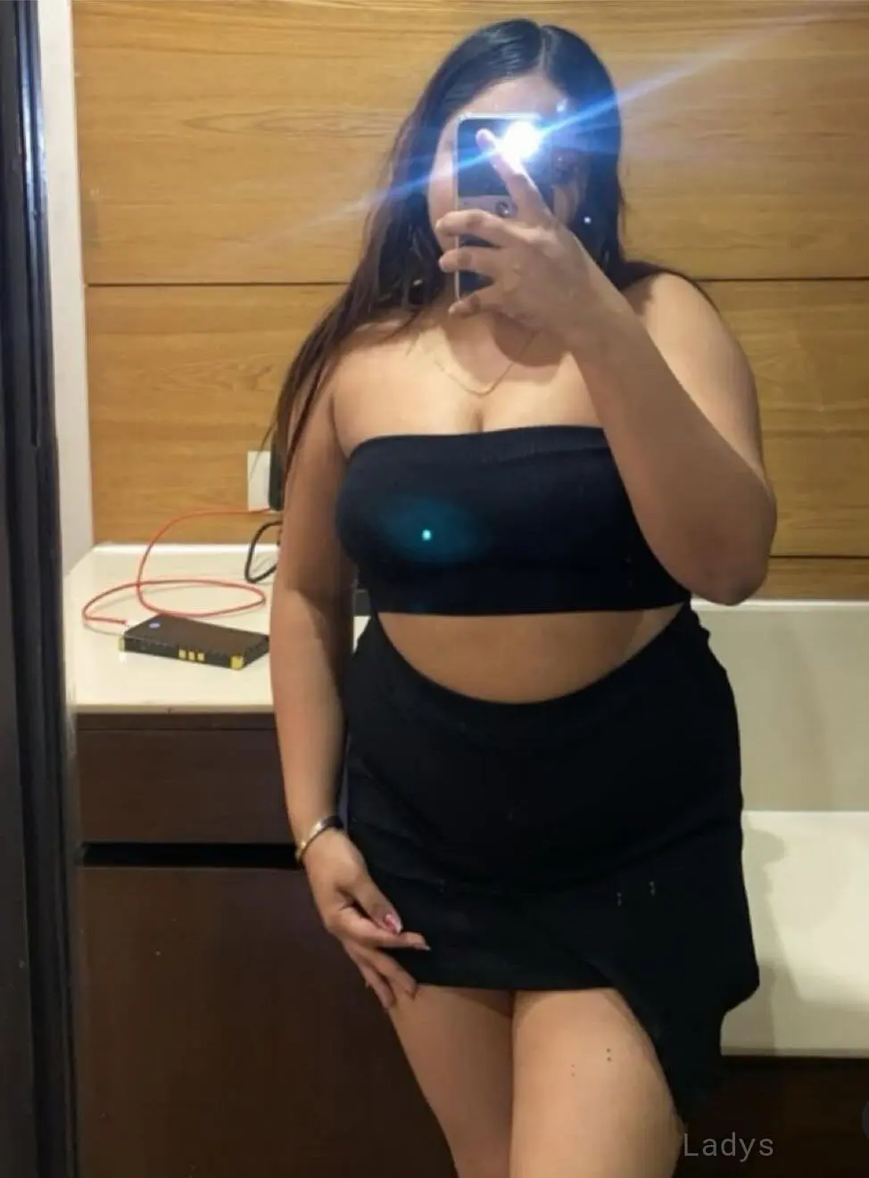 Liza, 27 years old Tirupati escort girl with big tits, height 157 sm, Weight kg