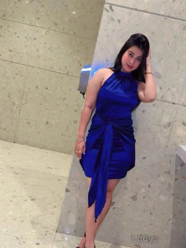 Priya, 21 years old Tirupati escort girl with big tits, height 154 sm, Weight  kg