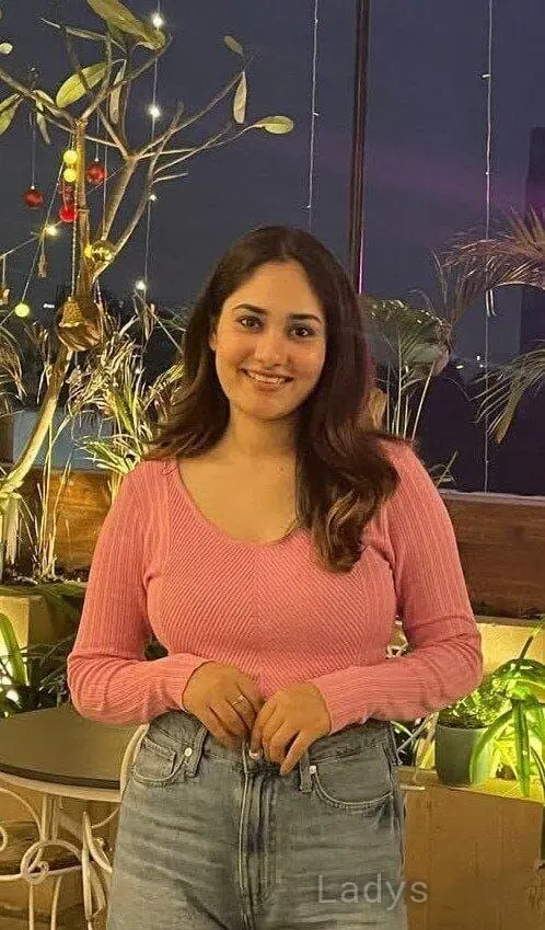 Sanvi,  years beautiful nude Tirupati escorts girl, height  sm, Weight  kg