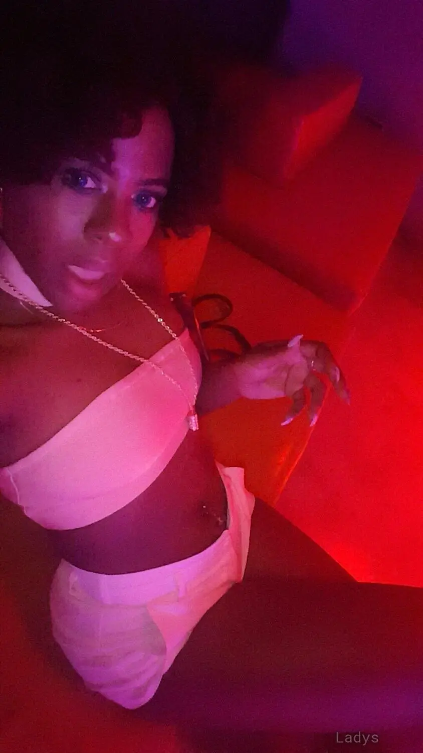 Carolina, 26 years old Tokyo escort girl with big tits, height sm, Weight kg