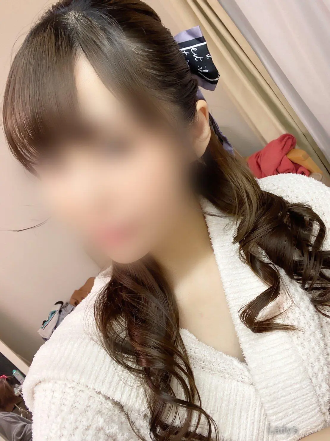 Kumina, 24 years old Tokyo escort girl with big tits, height 167 sm, Weight kg