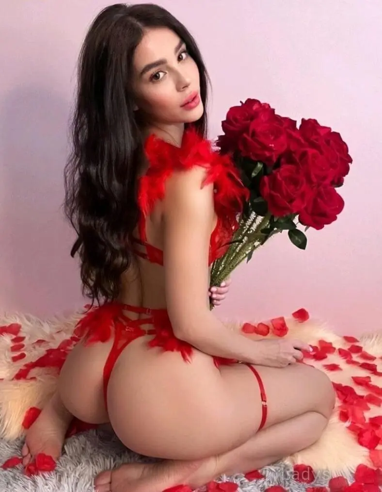 Adriana, 22 years beautiful nude Tokyo escorts girl, height 170 sm, Weight kg