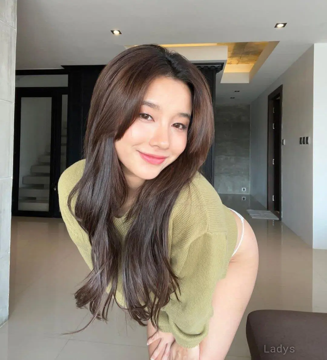KITTY, 24 years beautiful nude Tokyo escorts girl, height 165 sm, Weight  kg