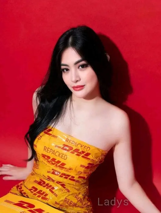 Rein, 26 years beautiful nude Tokyo escorts girl, height 166 sm, Weight 51 kg