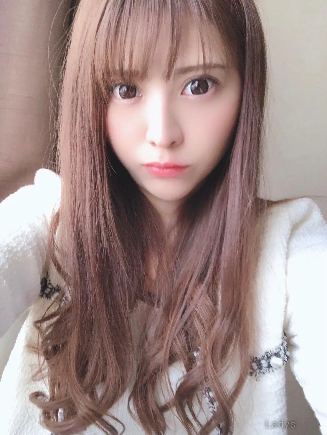 Riona, 23 years beautiful nude Tokyo escorts girl, height 160 sm, Weight kg