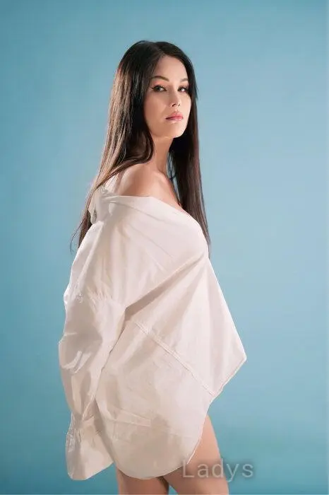 Rose Taylor, 25 years beautiful nude Tokyo escorts girl, height 168 sm, Weight 59 kg