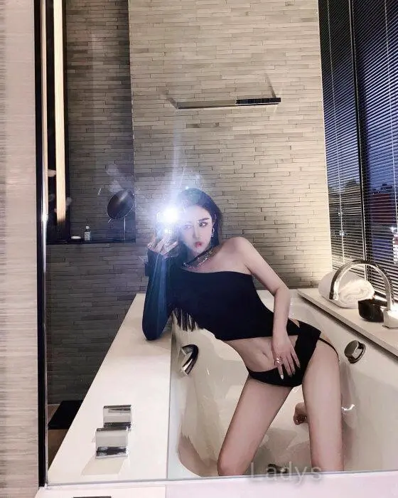 Sorimachi China, 30 years beautiful nude Tokyo escorts girl, height 167 sm, Weight 51 kg