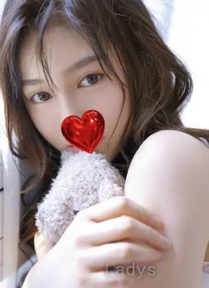 Tsubasa, 20 years beautiful nude Tokyo escorts girl, height 158 sm, Weight  kg