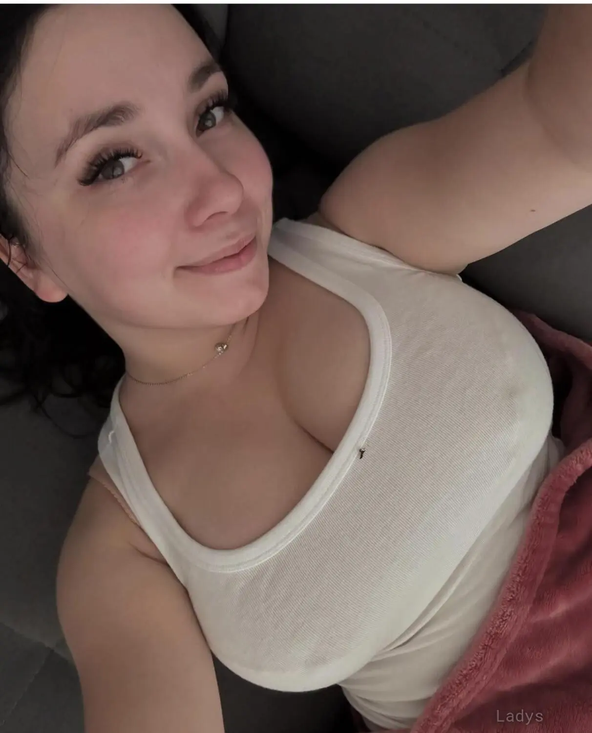 Female escort available for all services, 24 years sexy toples Tokyo scorts girl, height 128 sm, Weight 65 kg