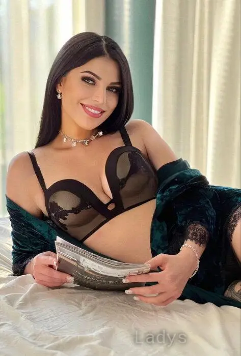 Katya, 23 years beautiful nude Torino escorts girl, height 168 sm, Weight 50 kg