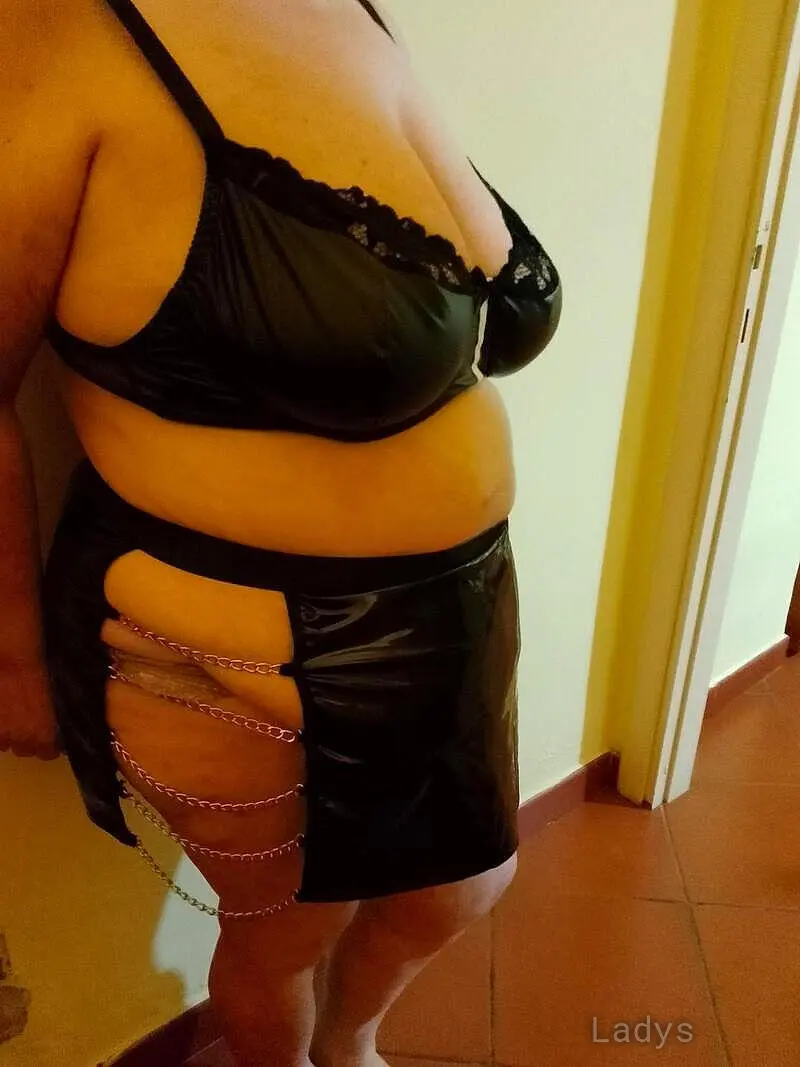 RITA, 56 years beautiful nude Torino escorts girl, height 150 sm, Weight 93 kg
